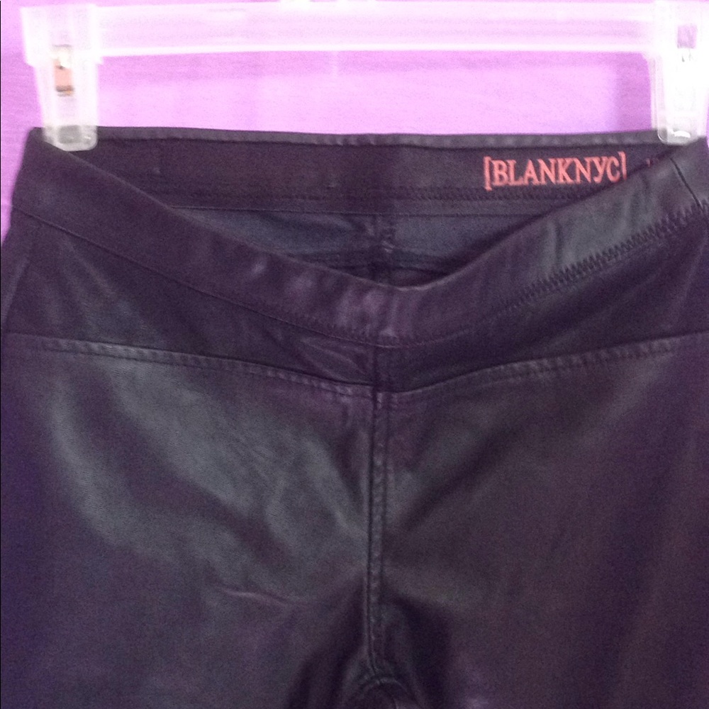 Blanknyc girls VEGAN leather pull on leggings - Picture 2 of 3